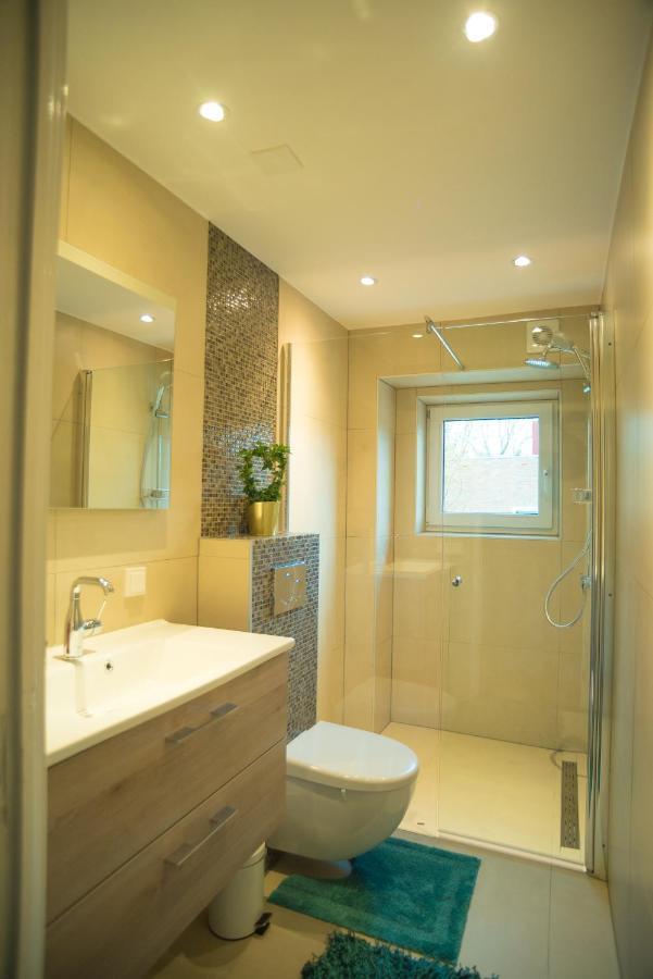 B&B Gabriela Amsterdam Luaran gambar